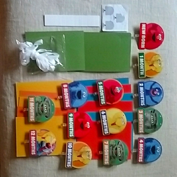SESAME STREET BIRTHDAY SET - Picture 10 of 16